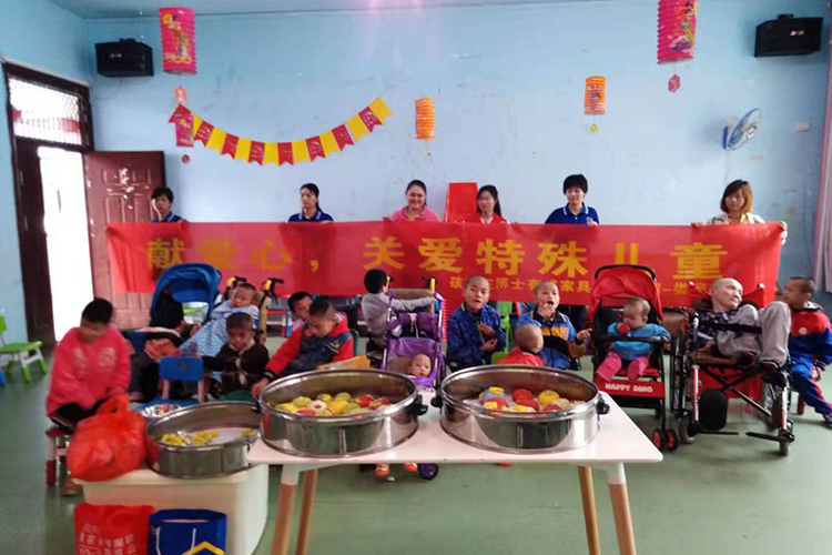 爱在行动，把爱送进儿童福利院——羞羞视频SSS公益之行娄底站