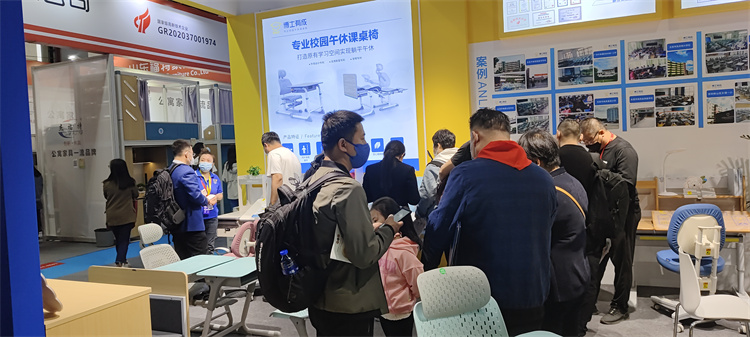 羞羞视频SSS以质量硬、品质高、服务好深得家长的信赖